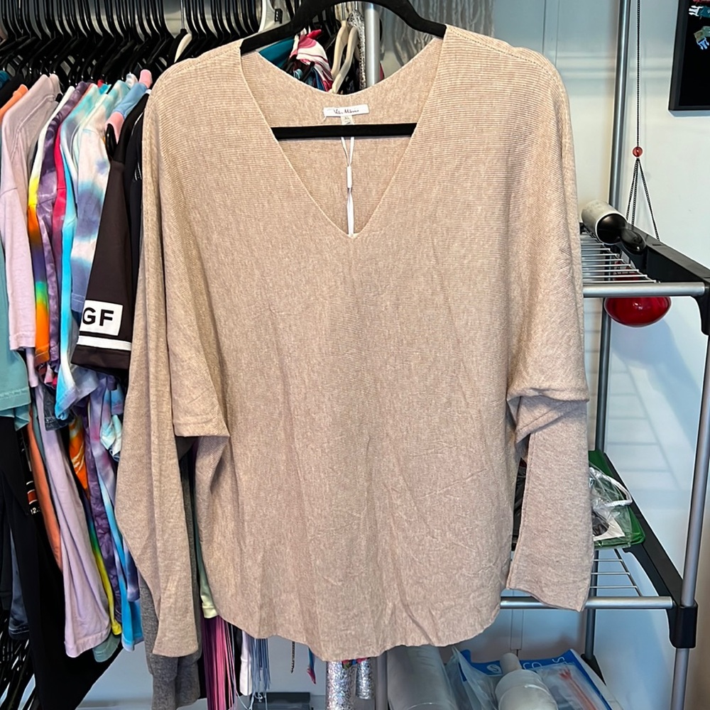 NWT Batwing Oatmeal Sweater